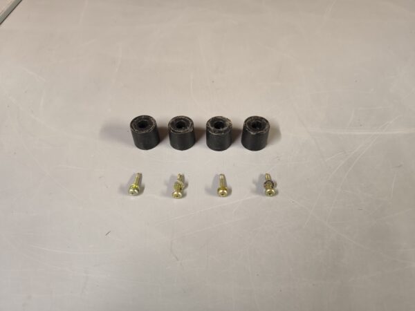 Original Pioneer SX-770 -  Org. Feet - set of 4 with screws