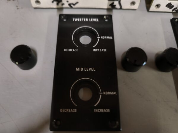 Original Sony SS-G5 -  Potentiometers with cover plates & knobs - Sold as a pair - Image 4