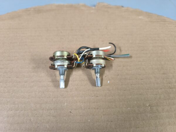 Original Marantz 2230 -  Balance and Volume pots - Tested OK - Image 3