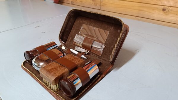 Vintage Gentlemens Grooming Kit - Samleobjekt - Image 3
