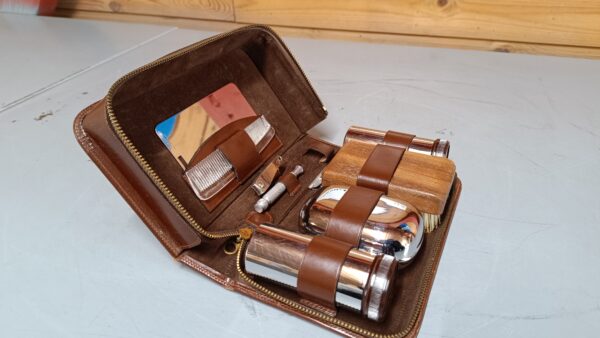 Vintage Gentlemens Grooming Kit - Samleobjekt - Image 4