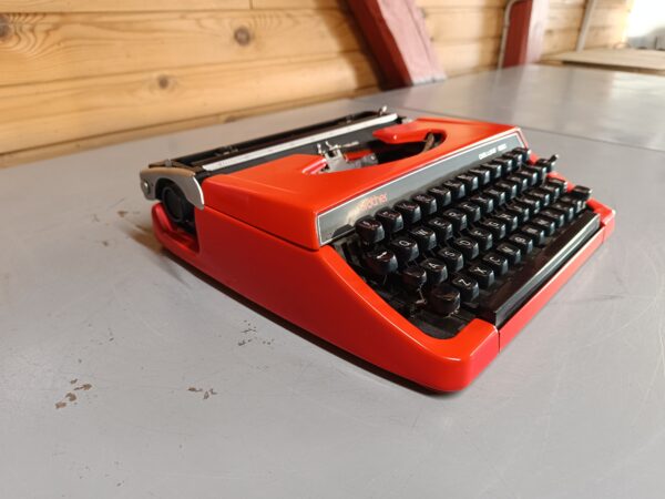 Brother DELUXE 220 - Vintage skrivemaskine i rød - Samleobjekt - Image 4