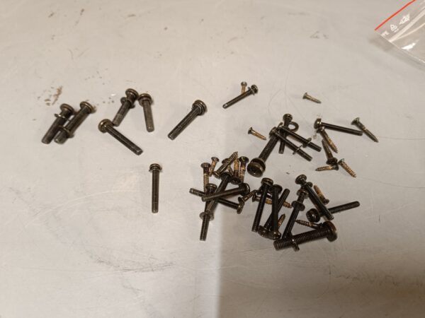 A complete set of original Pioneer screws – from Pioneer HPM-100 - Image 2