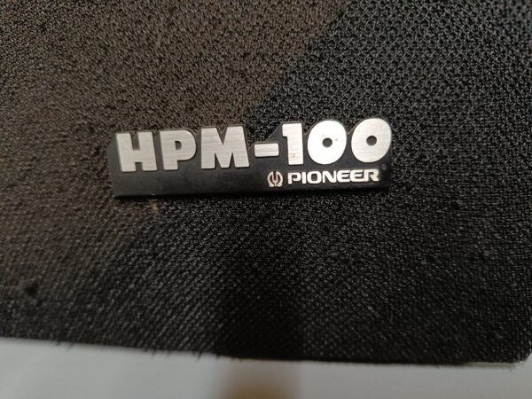 Original Pioneer 2 x Grilles with badges – From Pioneer HPM-100 - Image 3