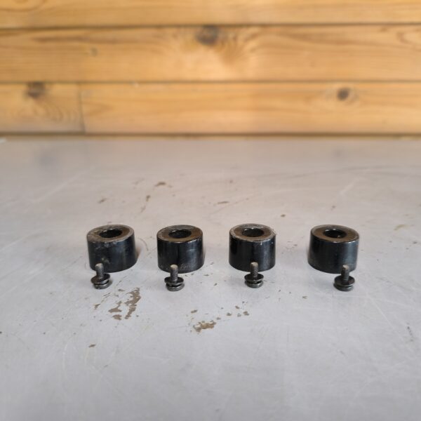 Original Marantz 2230 -  Org. Feet – set of 4 with screws