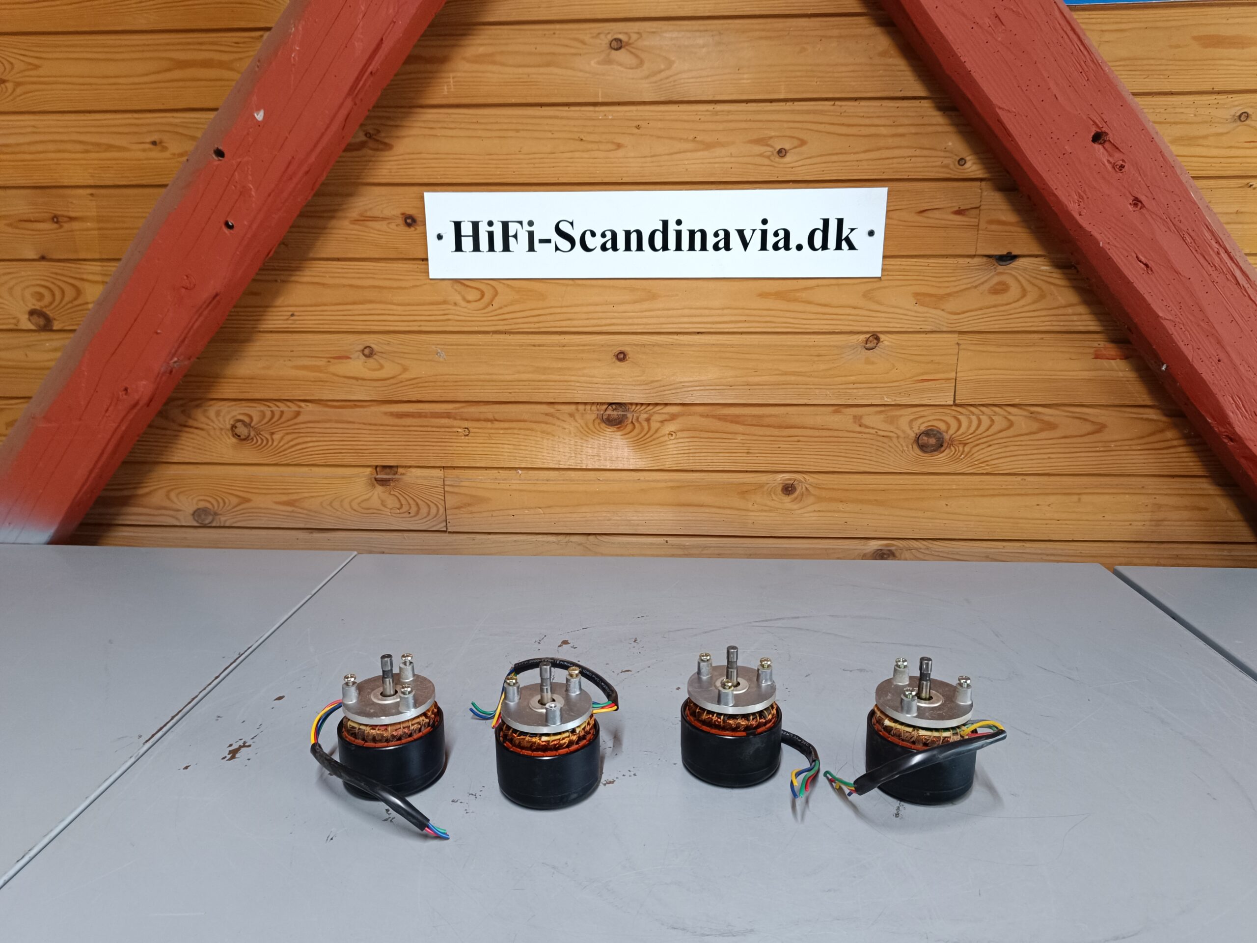 Original Akai GX-260D - Akai Reel Motor 24XO-MR  			