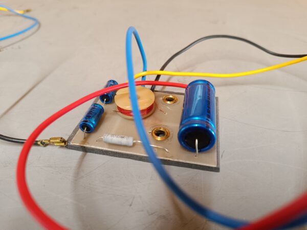Wharfedale Diamond 3 - Original Cross Overs - Image 4