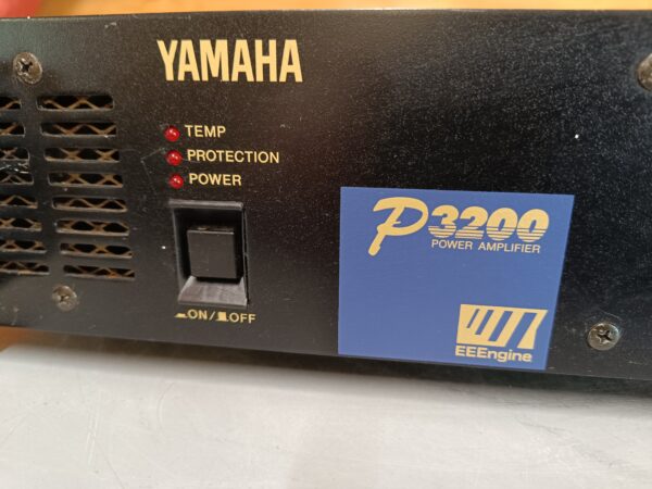 Yamaha P3200 Stereo Power Amplifier - 2 x 340 watt - Image 6
