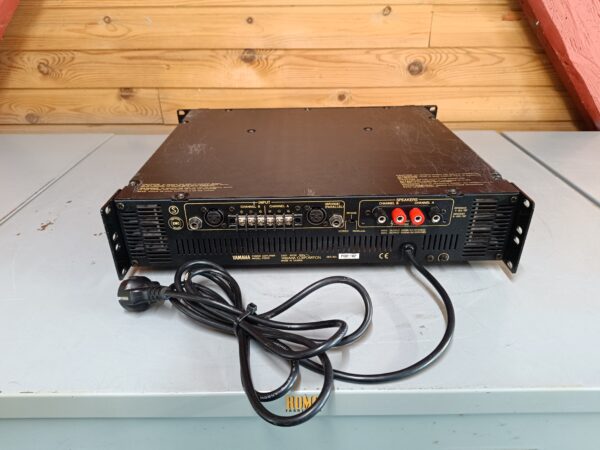 Yamaha P3200 Stereo Power Amplifier - 2 x 340 watt - Image 8