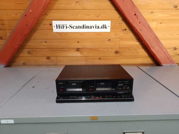 Sansui D-E750 vintage kassettebåndoptager - Flot stand
