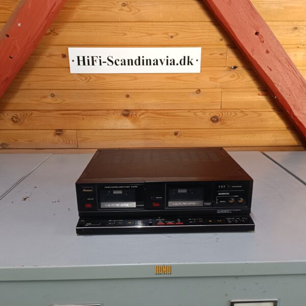 Sansui D-E750 vintage kassettebåndoptager - Flot stand
