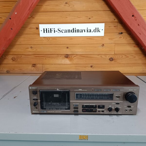 Hitachi D-1100 M – Vintage kassettebåndoptager – Topmodel