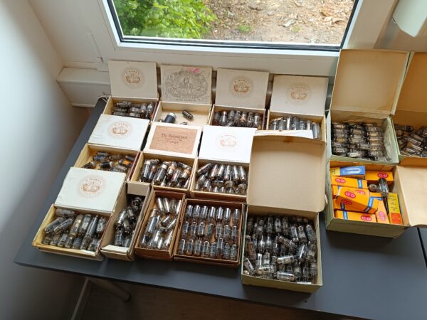 Kæmpe samling vintage rør - Image 2