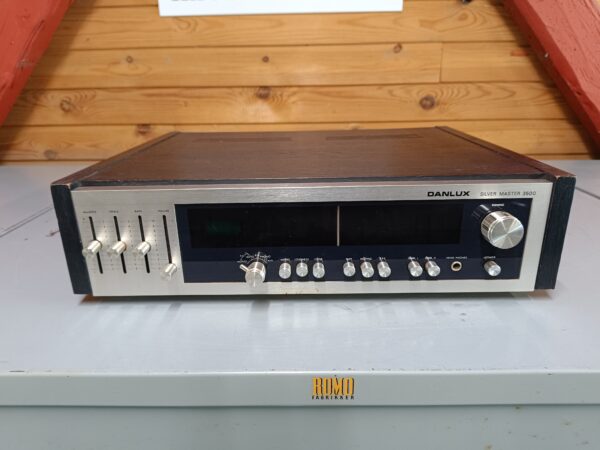 Danlux Silver Master 3500/Dantax CR-7070 – Vintage Stereo Receiver - Image 2