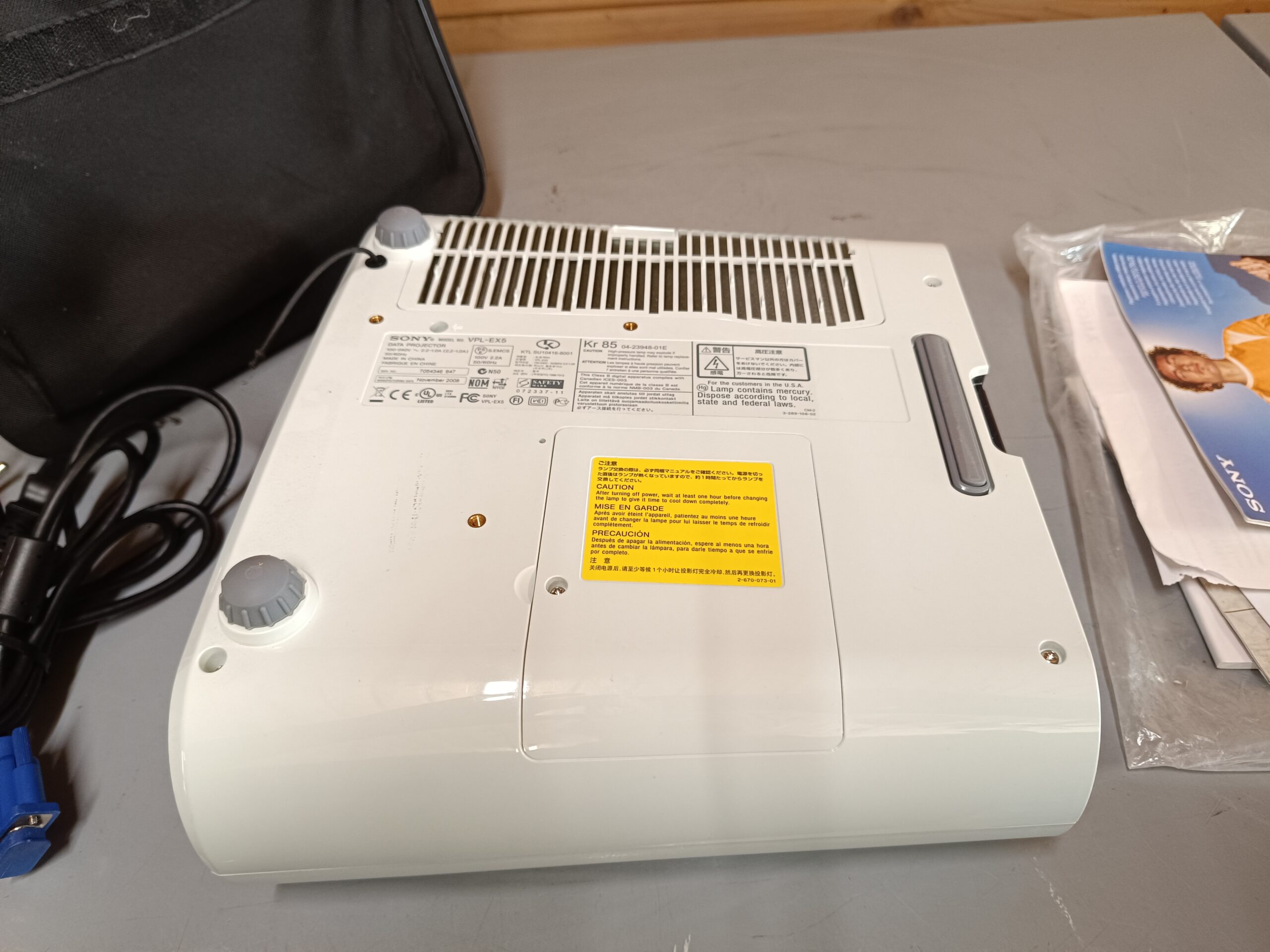 Sony VPL-EX5 Projector - XGA Conference Room Projector - Velholdt og velfungerende - Billede 7