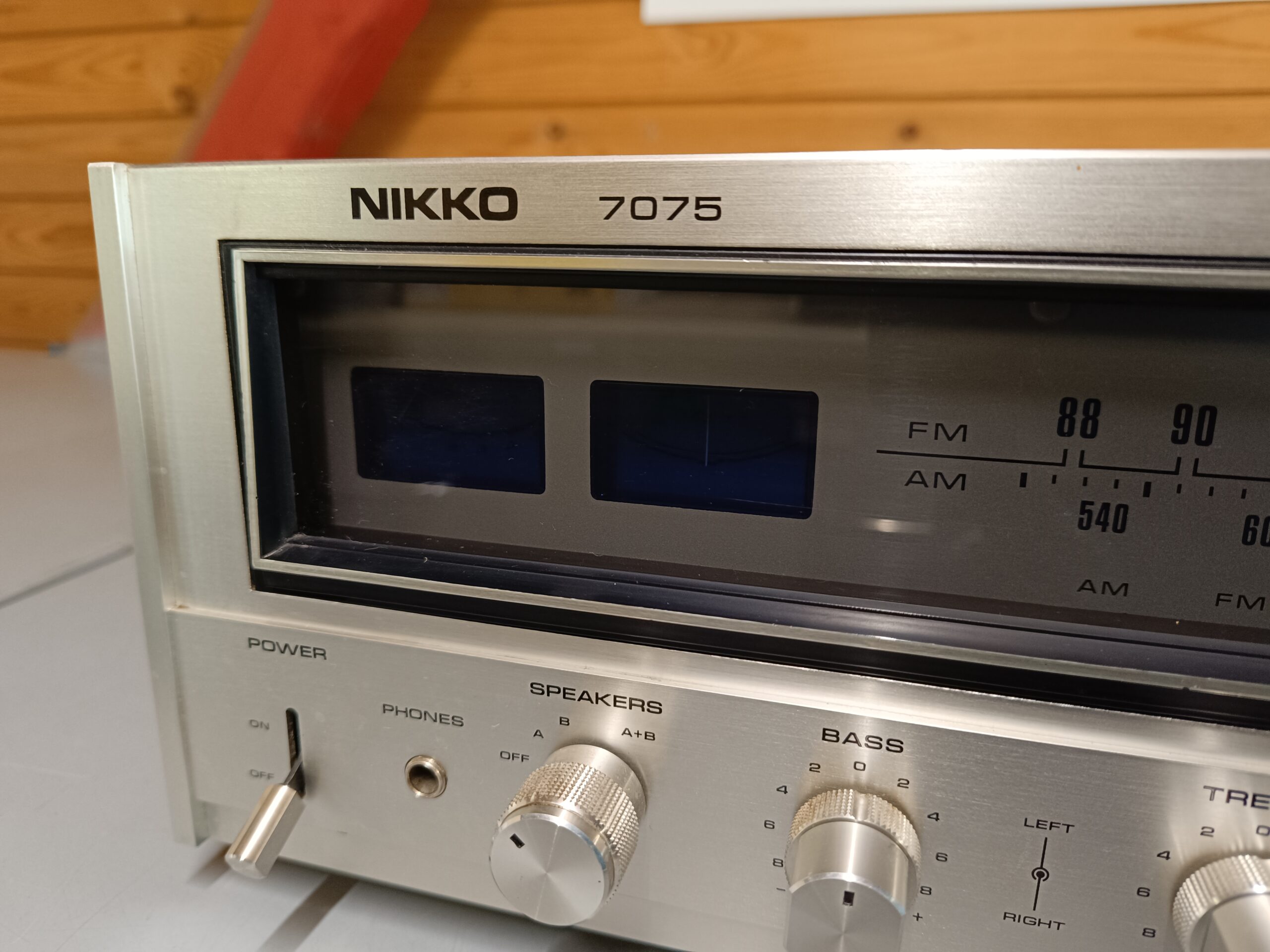 Nikko 7075 - Meget flot & velspillende vintage receiver - NYSERVICERET! - Billede 7