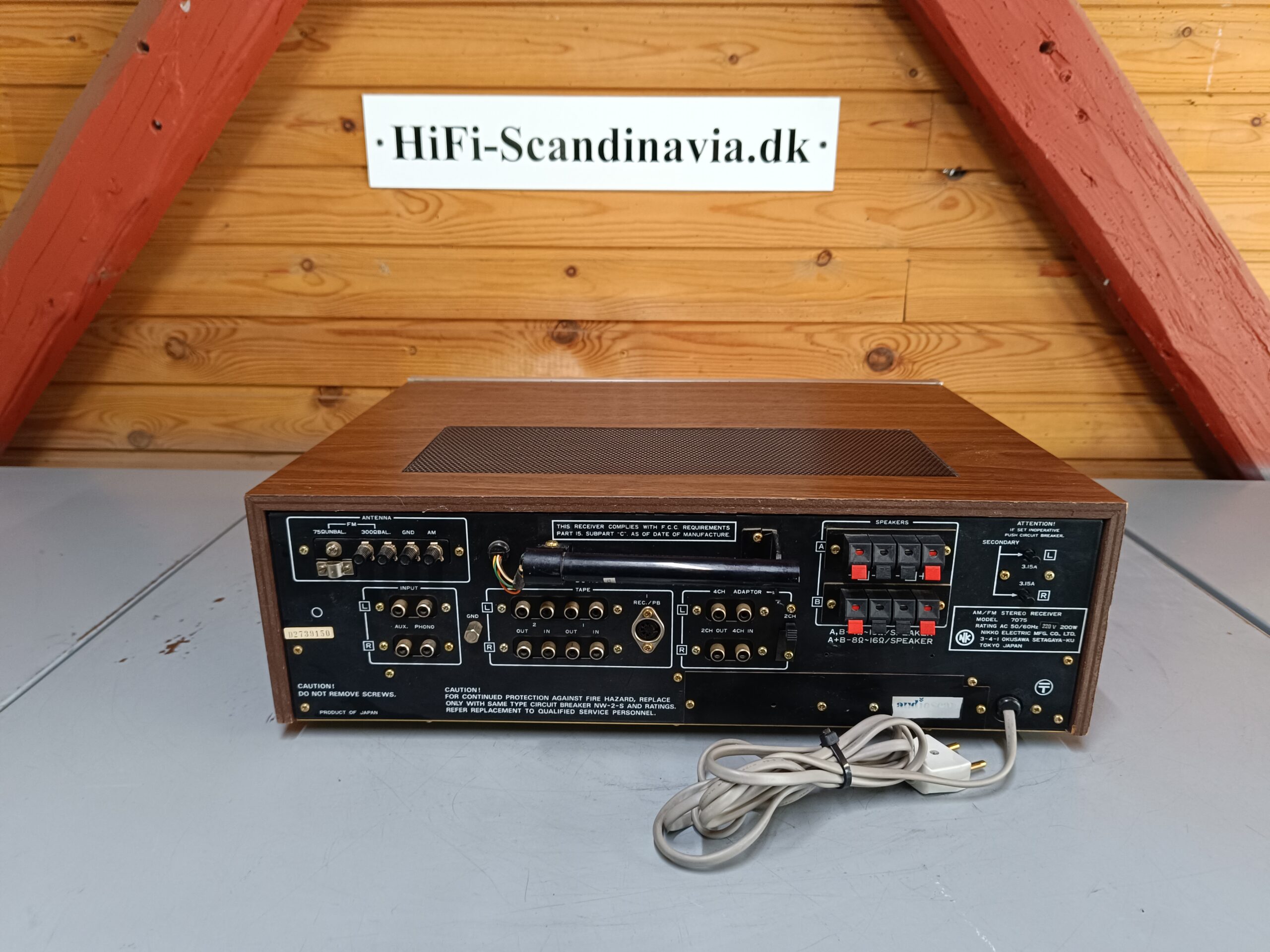 Nikko 7075 - Meget flot & velspillende vintage receiver - NYSERVICERET! - Billede 9