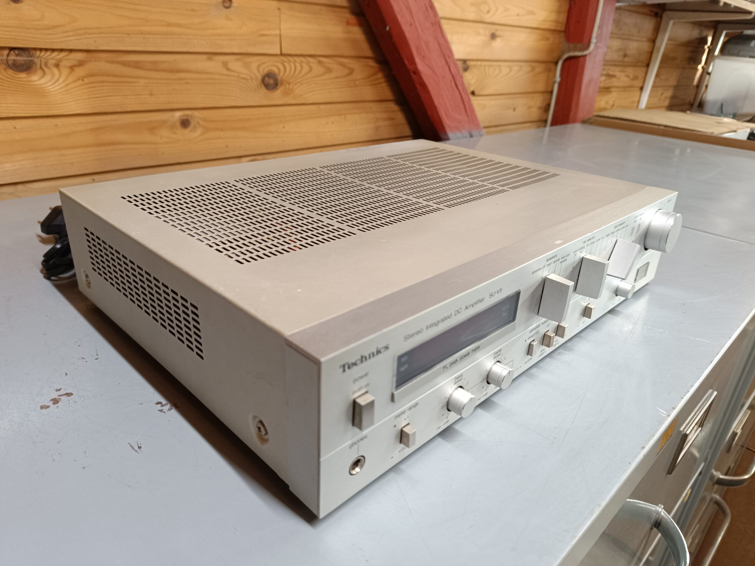 Technics SU-V5 - Rigtig velspillende vintage forstærker - Billede 3