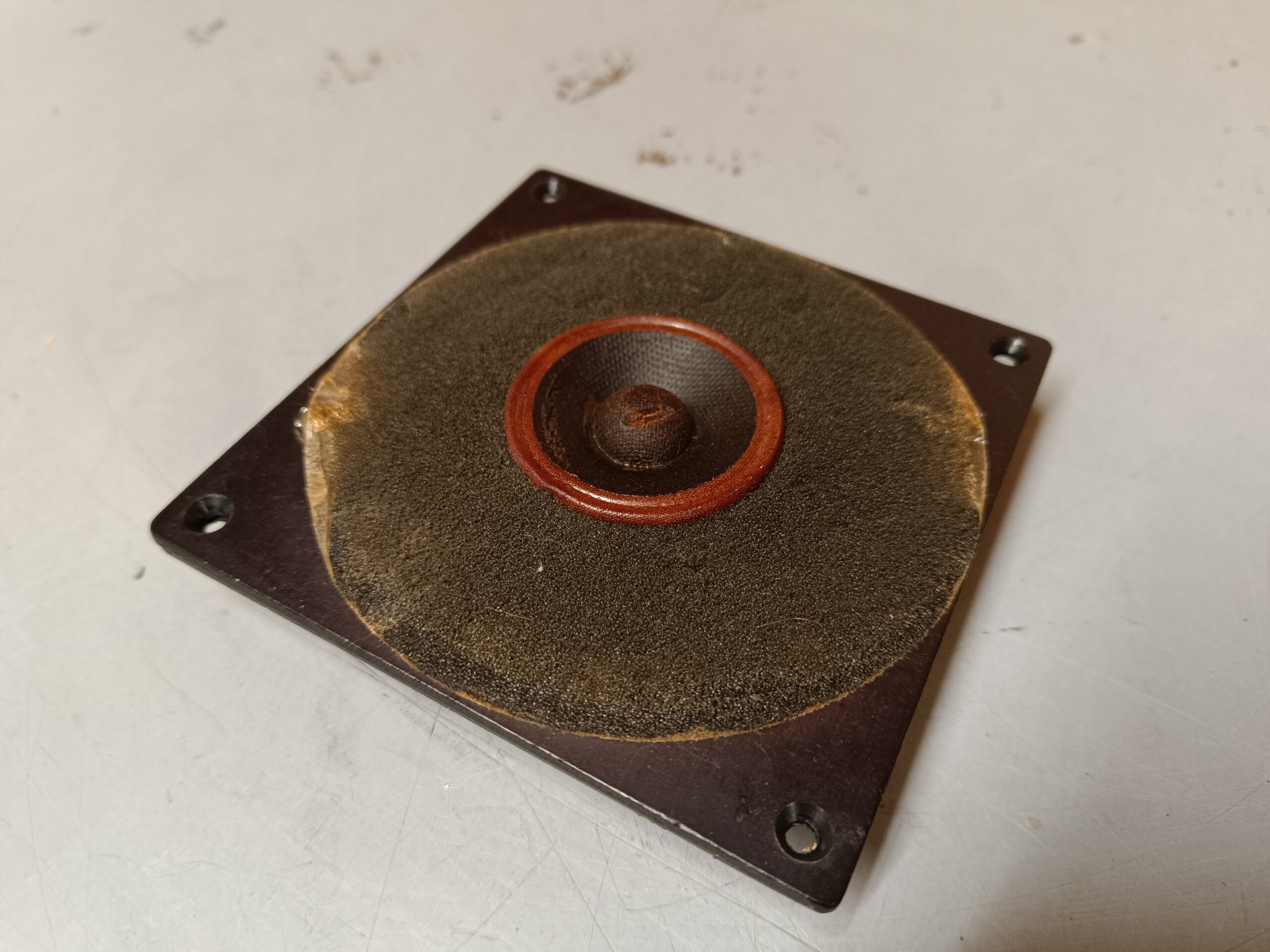 Original JBL LE25 Tweeter - From JBL L100 Century - Good and working condition - SOLD OUT! - Billede 4