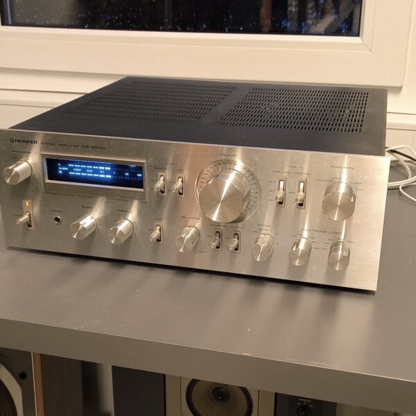Pioneer SA-8800 "Blue Lights" vintage forstærker - Netop kommet ind.. Afventer klargøring