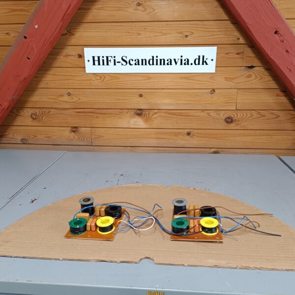 Original B&W DM/4 - 2 x original Cross Overs