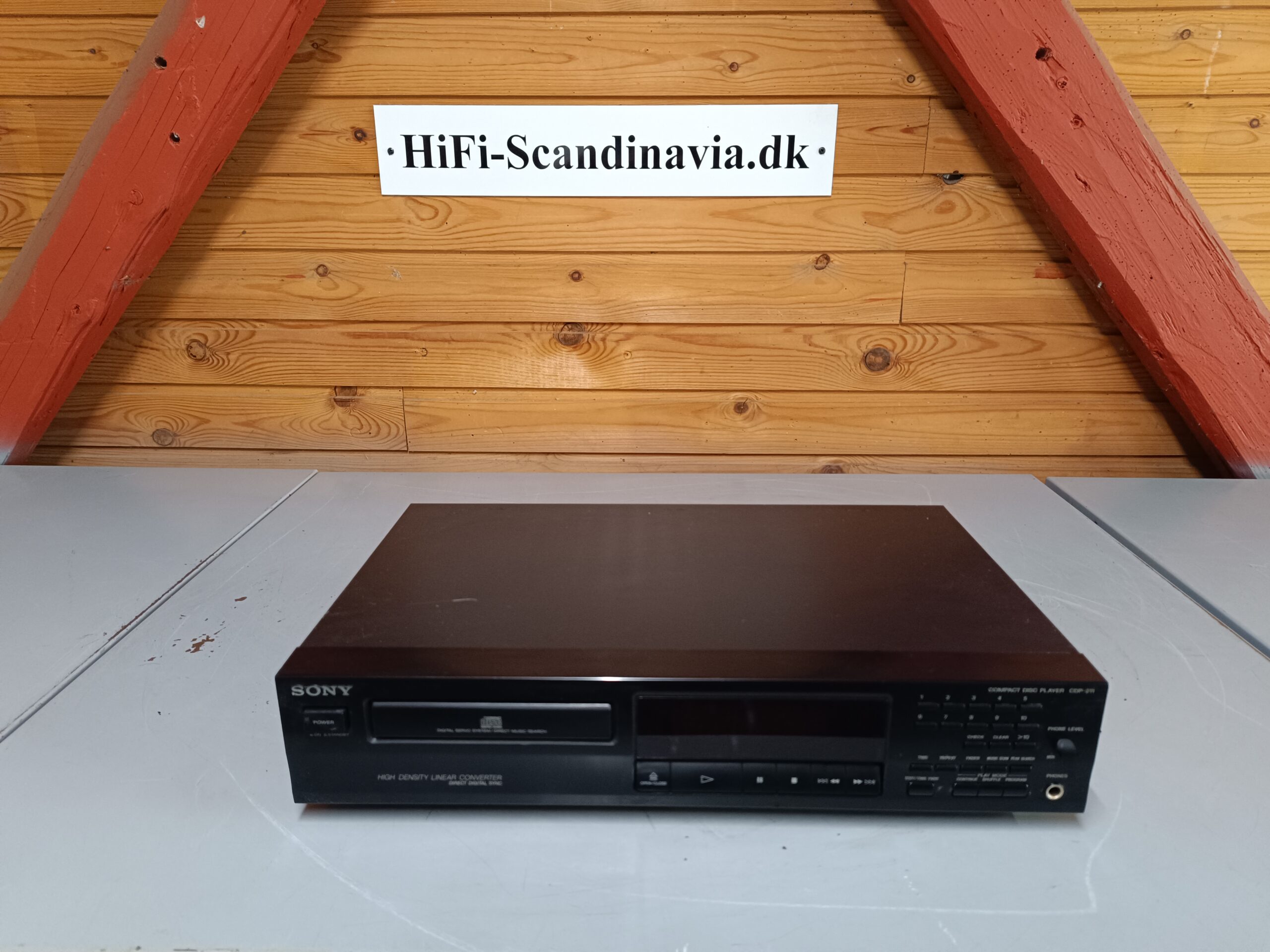 Sony CDP-211- Velfungerende retro cd-afspiller
