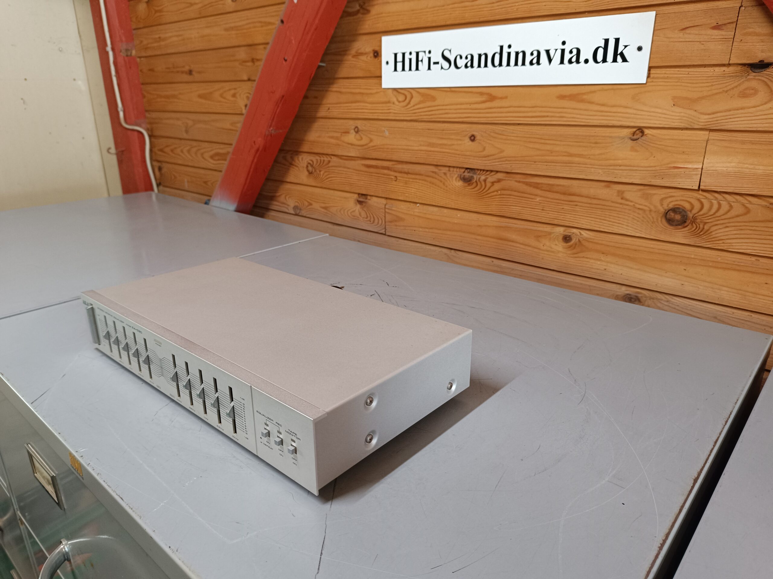 Akai EA-G30 - Vintage Stereo Graphic Equalizer - SJÆLDEN - Billede 2